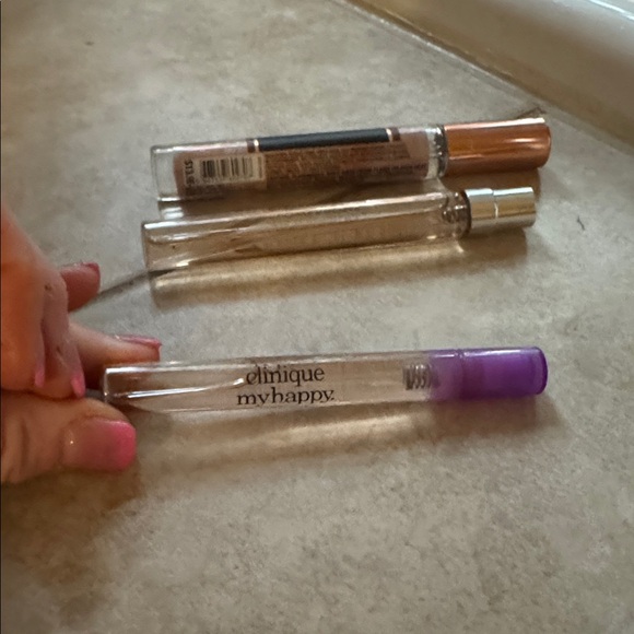 4 mini spray perfumes - Picture 3 of 6